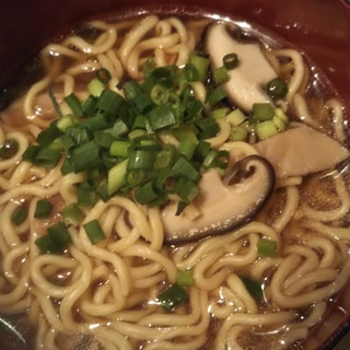 鍋ひとつで楽々！簡単醤油ラーメン